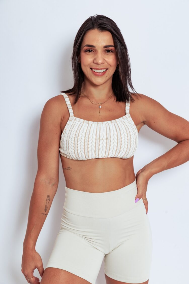 SHORTS MEIA COXA OFF OÁSIS